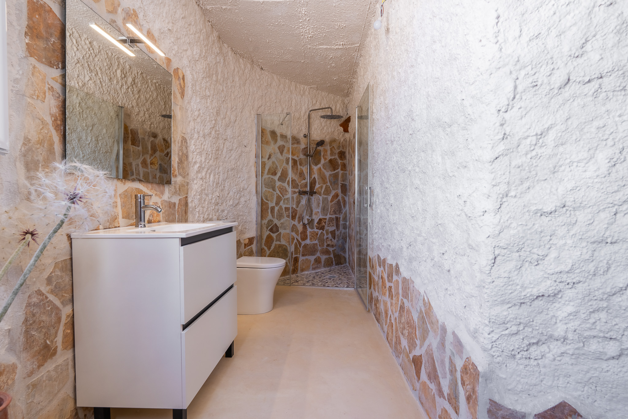 Private bathroom at Cueva Alba